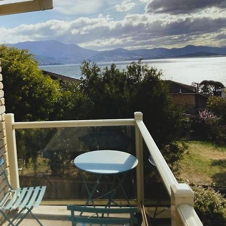 Spacious Modern Home Outstanding Views Sleeps 9 Хобарт Экстерьер фото